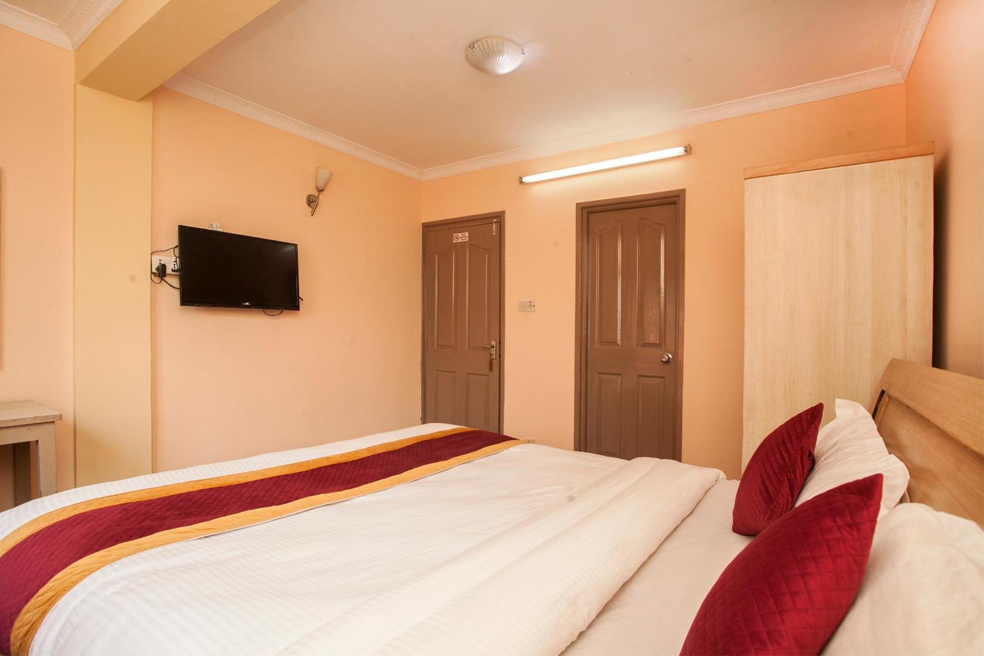 Hotel Mountain Gateway Kathmandu Ngoại thất bức ảnh