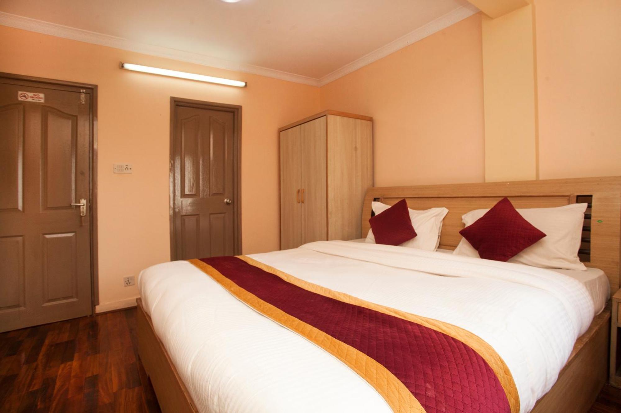 Hotel Mountain Gateway Kathmandu Ngoại thất bức ảnh