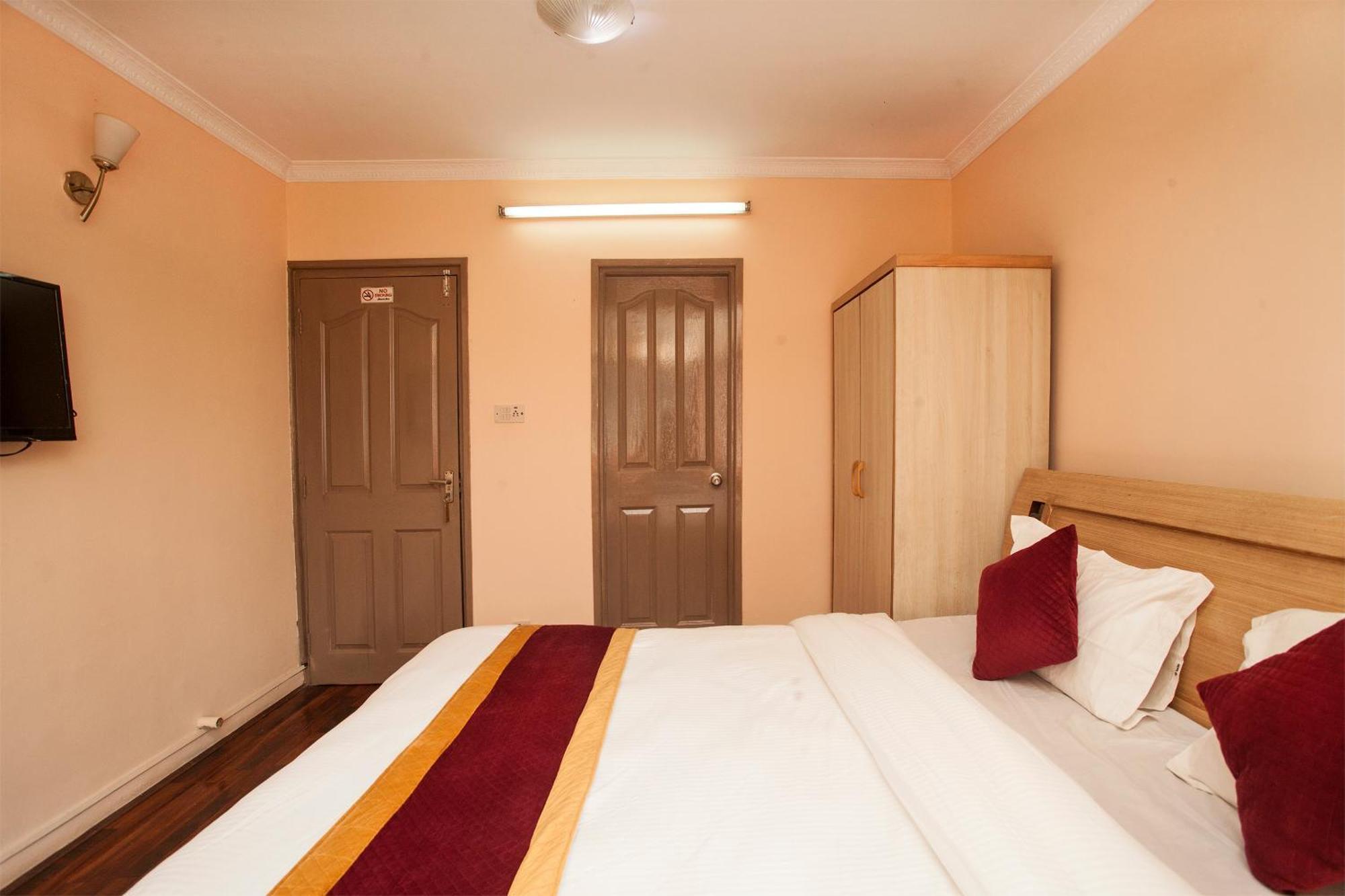 Hotel Mountain Gateway Kathmandu Ngoại thất bức ảnh