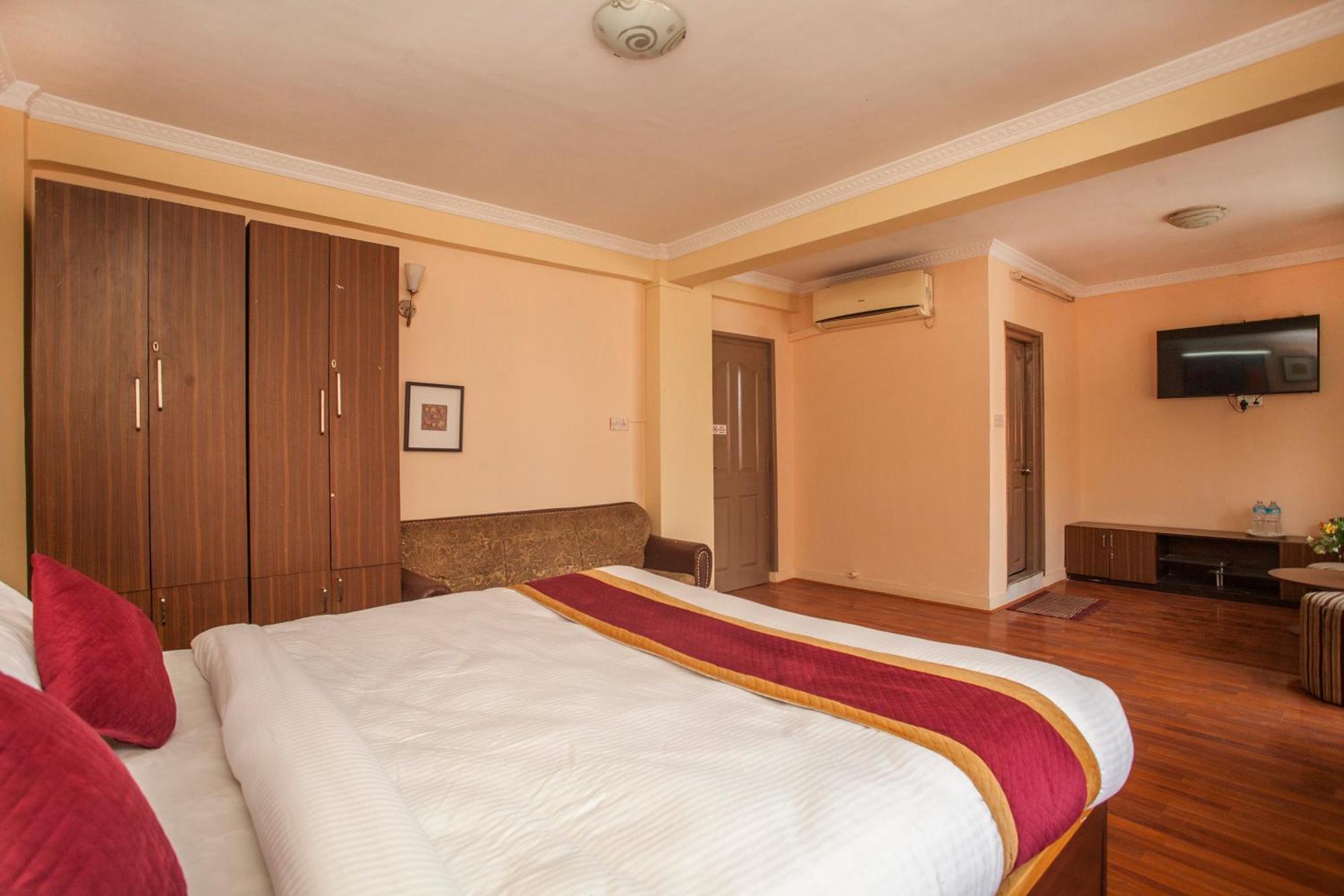 Hotel Mountain Gateway Kathmandu Ngoại thất bức ảnh
