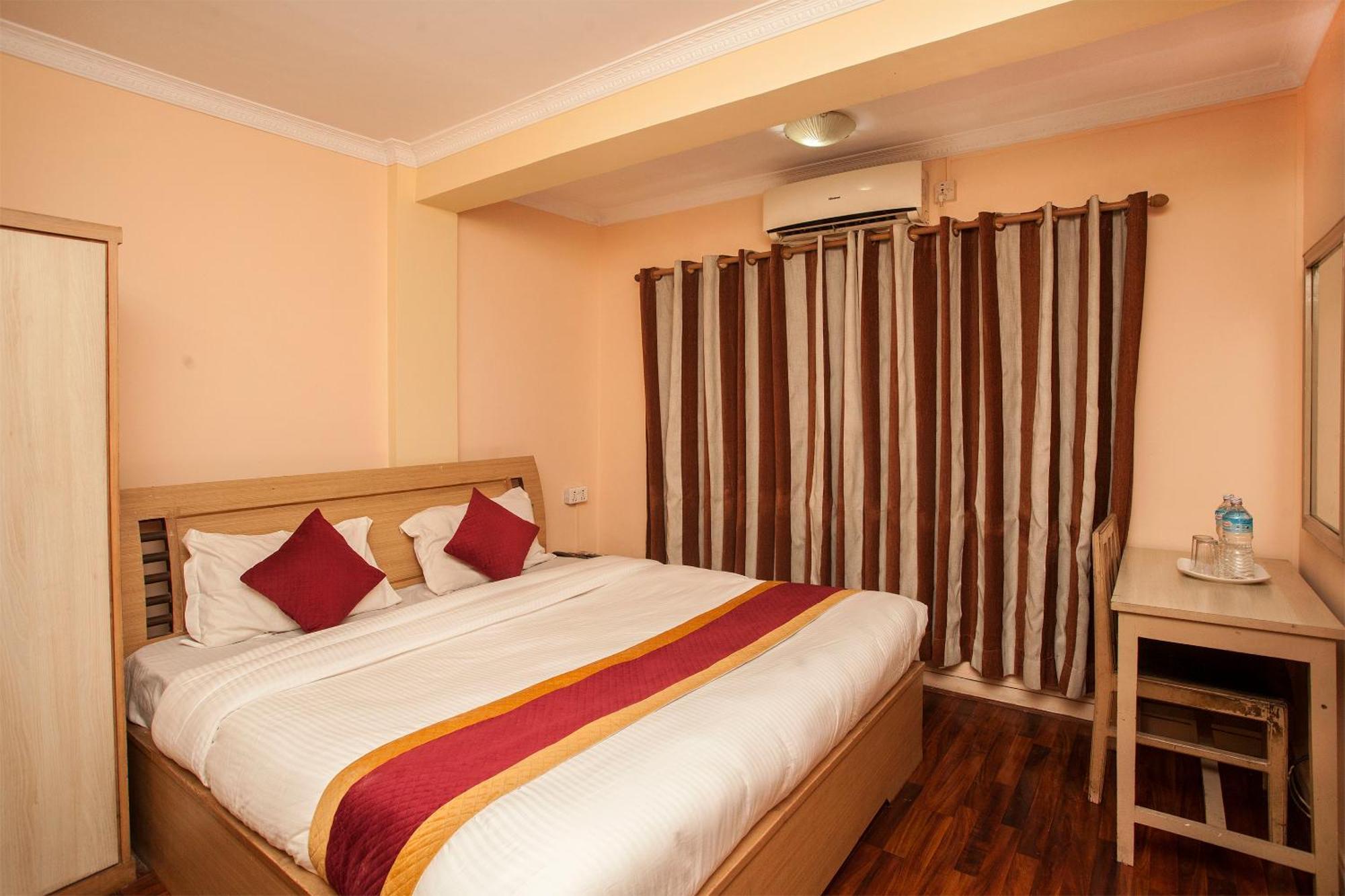 Hotel Mountain Gateway Kathmandu Ngoại thất bức ảnh